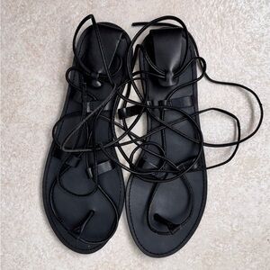 UO Elegant Black Sandals Size 8